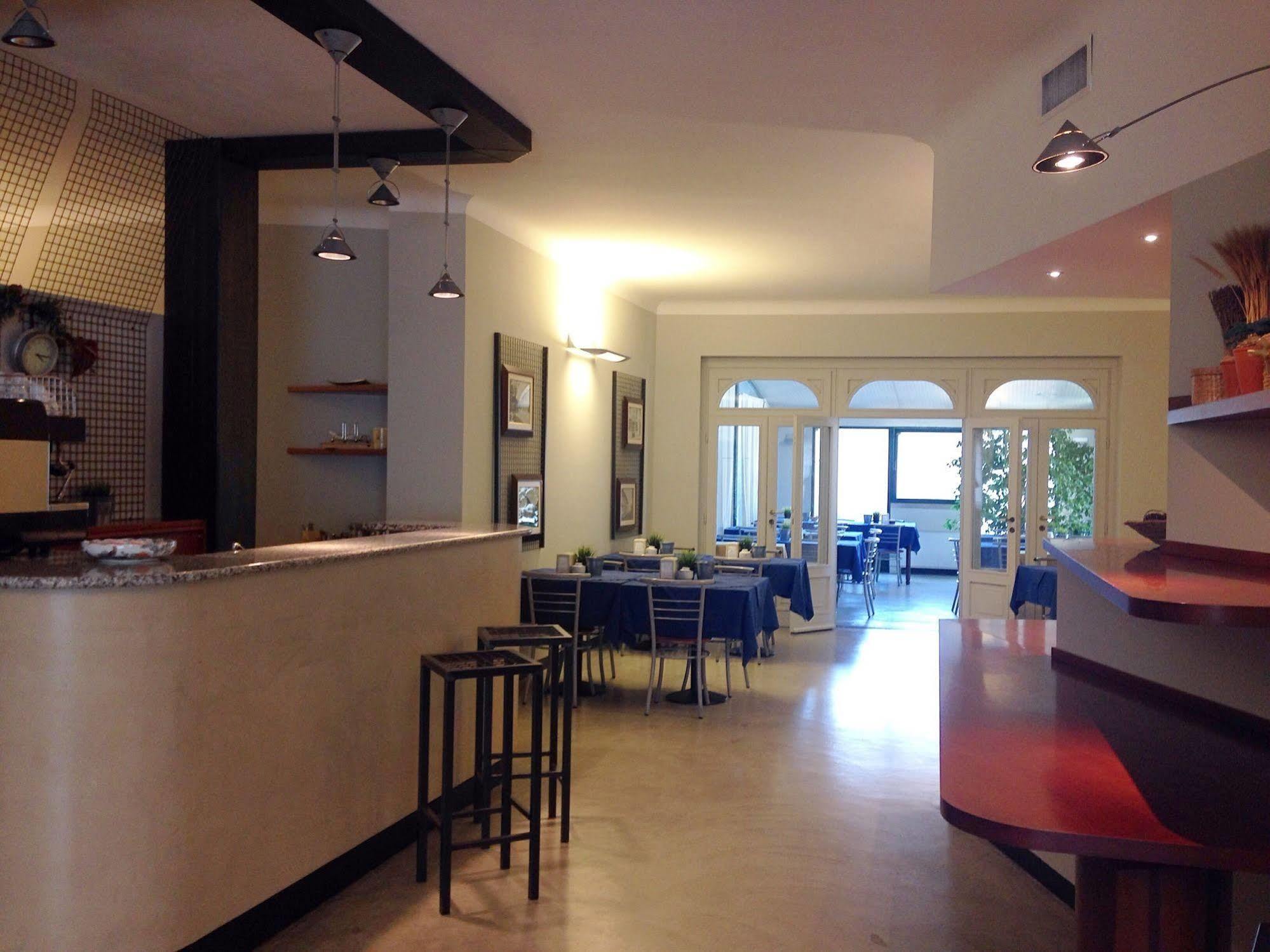 Albergo Della Corona Binasco Εξωτερικό φωτογραφία